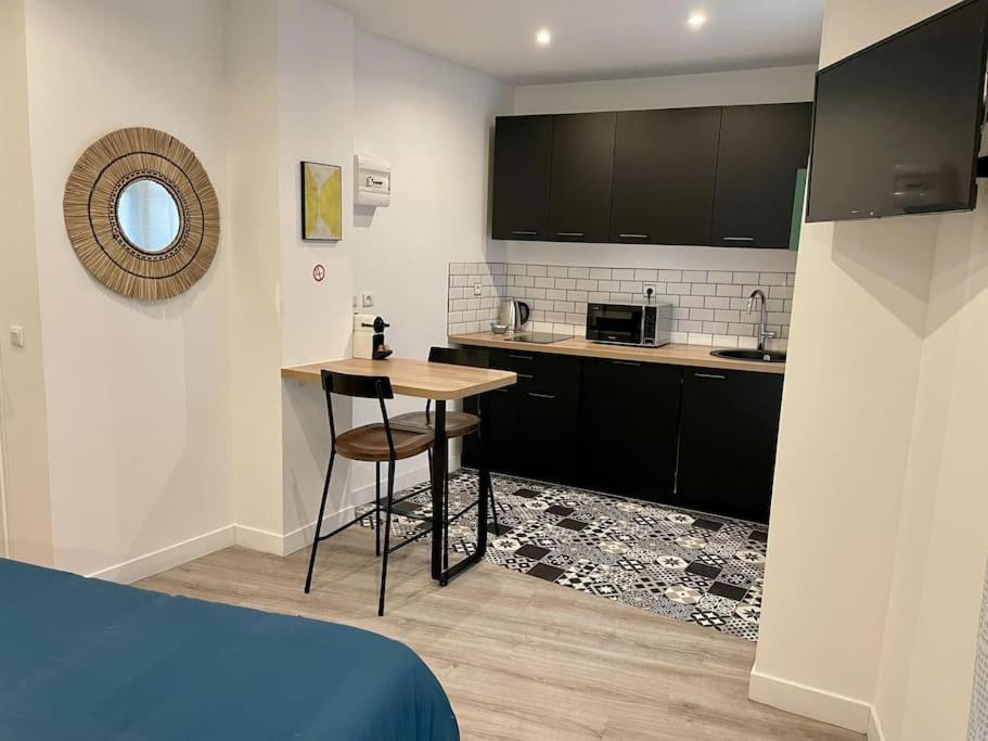 Le Moulin 3 - Appartement Tout Confort Centre Ville - Beziers - Wifi - Tv Connecte Luaran gambar