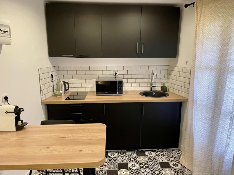 Le Moulin 3 - Appartement Tout Confort Centre Ville - Beziers - Wifi - Tv Connecte Luaran gambar